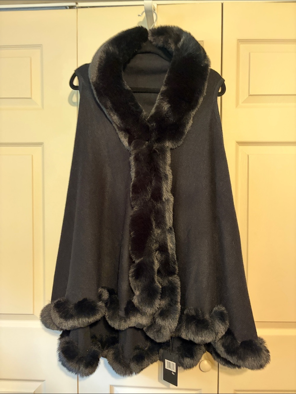 Black Faux Fur Trim Cape Sweater - Elegant Cold-Weather Wrap